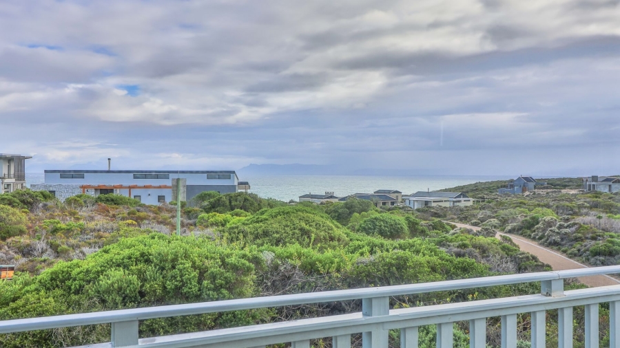 3 Bedroom Property for Sale in Romansbaai Estate Western Cape